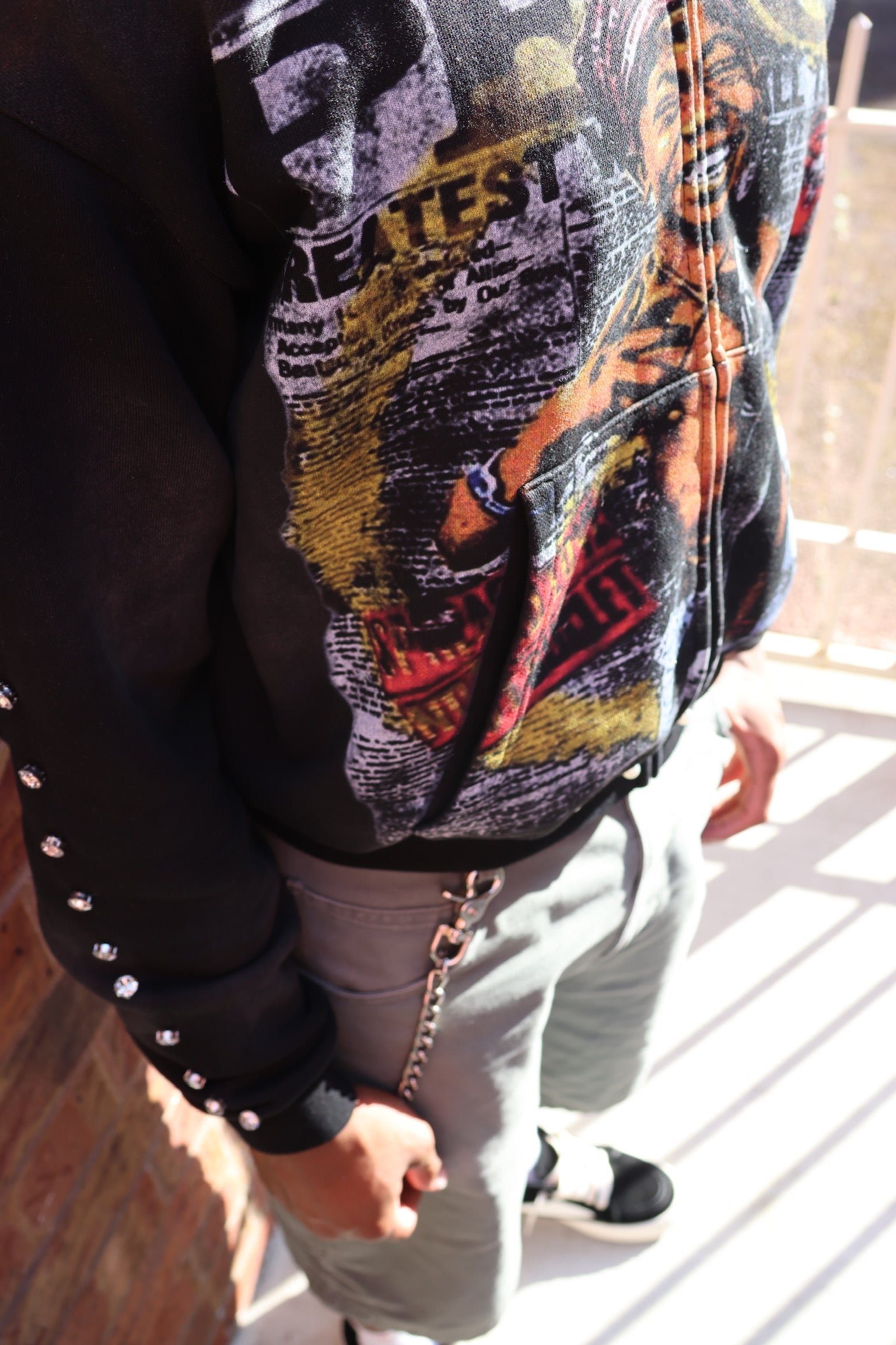 PEACE ZIP UP BLACK