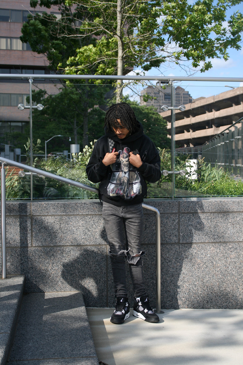 CROSS HOODIE BLACK