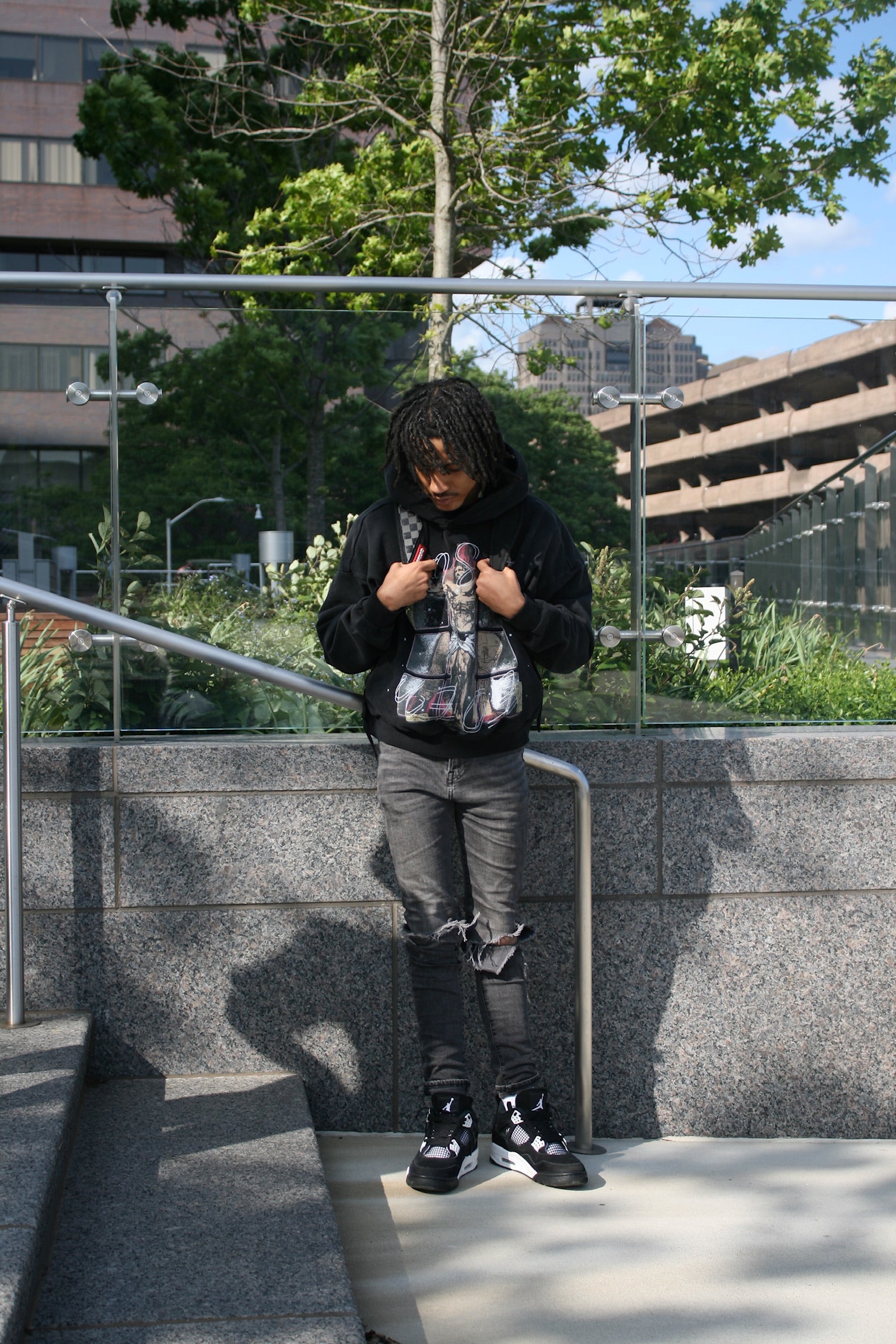 CROSS HOODIE BLACK