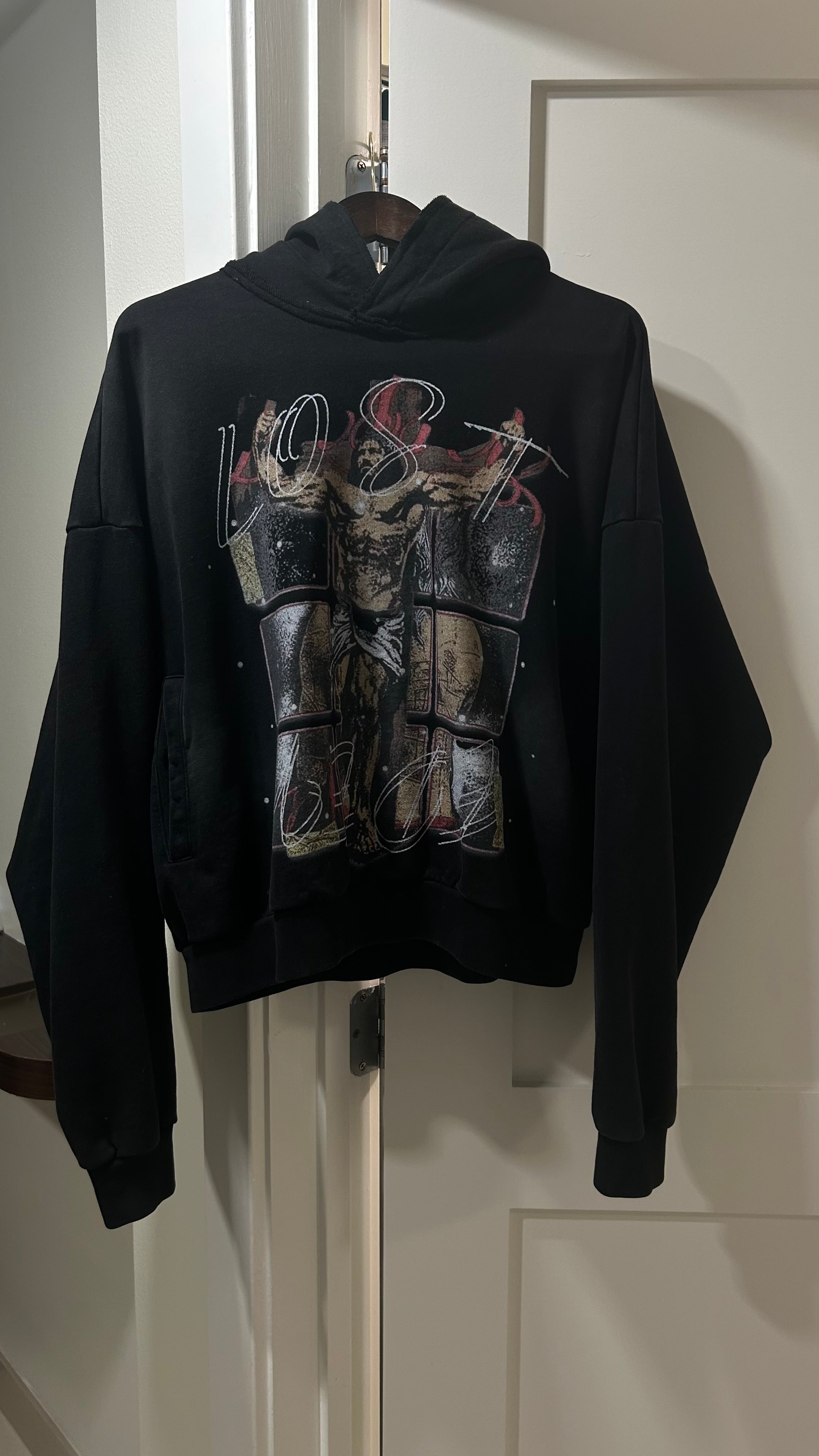 CROSS HOODIE BLACK